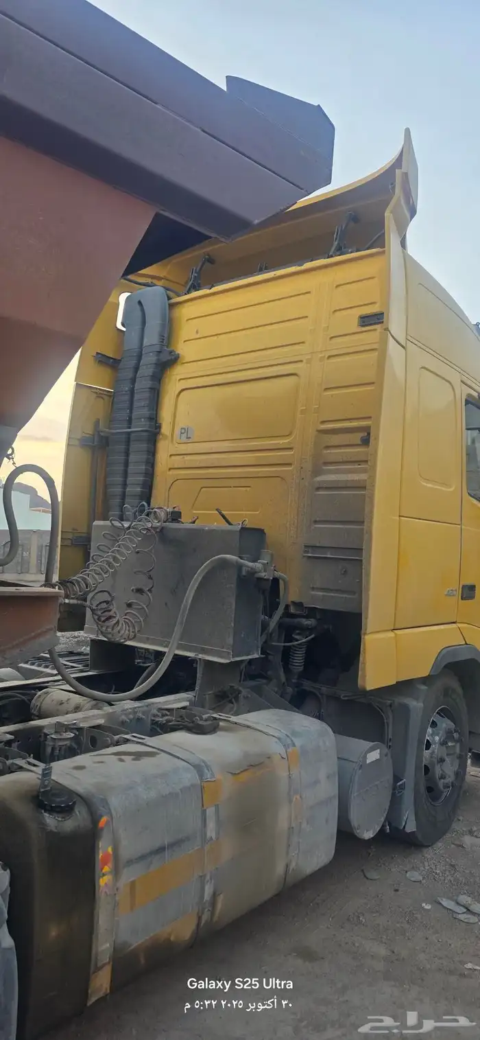 3سيارات فولفو للبيع 2006 جير عادي ماكينة 420 مره نظيفه 8