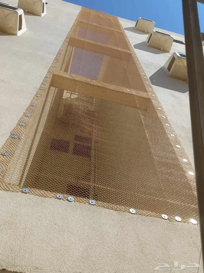 تركىب غطا مكيف شباك تلك طارد طاير 4