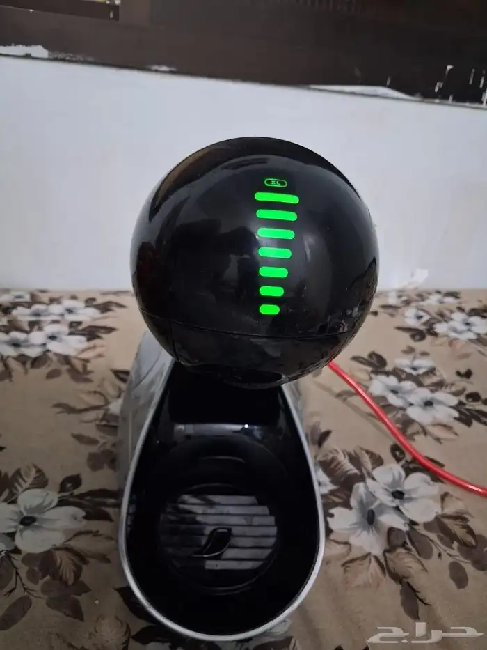 ماكينة صنع النسكافيه بتقنة اللمس دولتشي غوستو موفينز 1