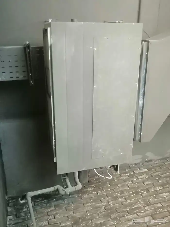 يوجد معدات وادوات مطعم للبيع. 3