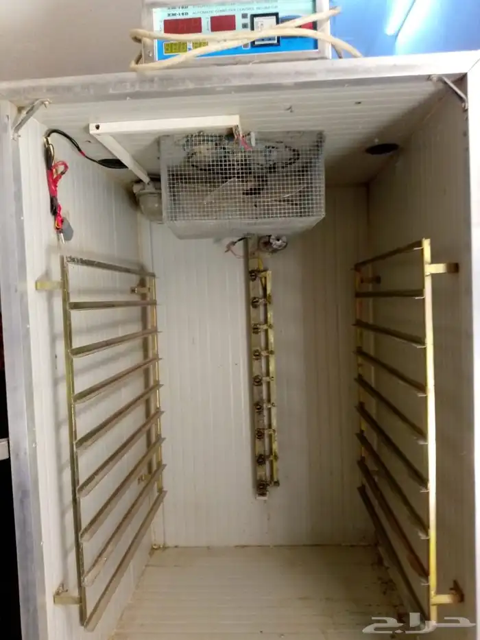 فقاصه اوتوماتيك تقلب من حالها تشيل 1200 بيضه السوم 500 0