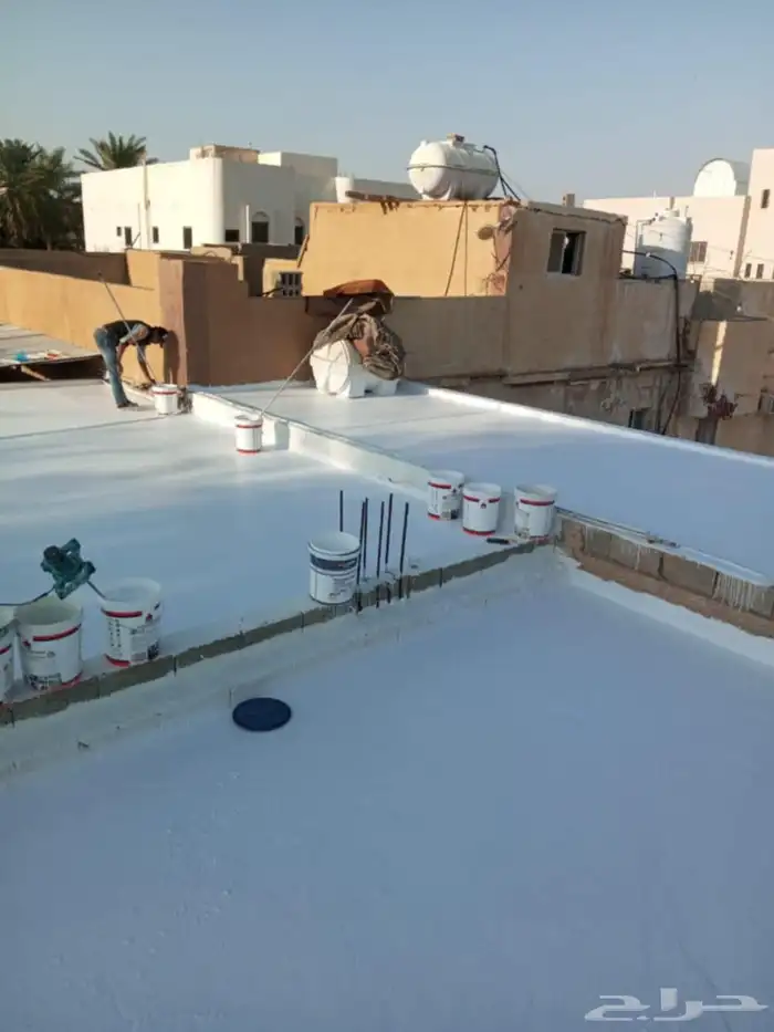 شركة كشف تسريب المياة بي القصيم عزل اسطح وخزنات وحمامات سباح 3