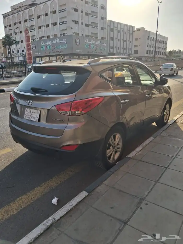 توسان 2011 فحص واستماره جديد مكينا على الشرط القير اتمتك 5