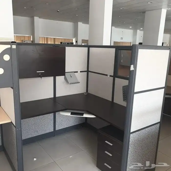 اثاث مكتبي وركتيشن خامة ممتازة 6