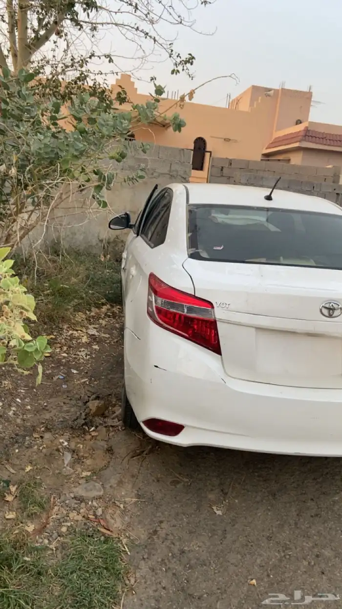 يارس 2016 مصدومه للبيع 6