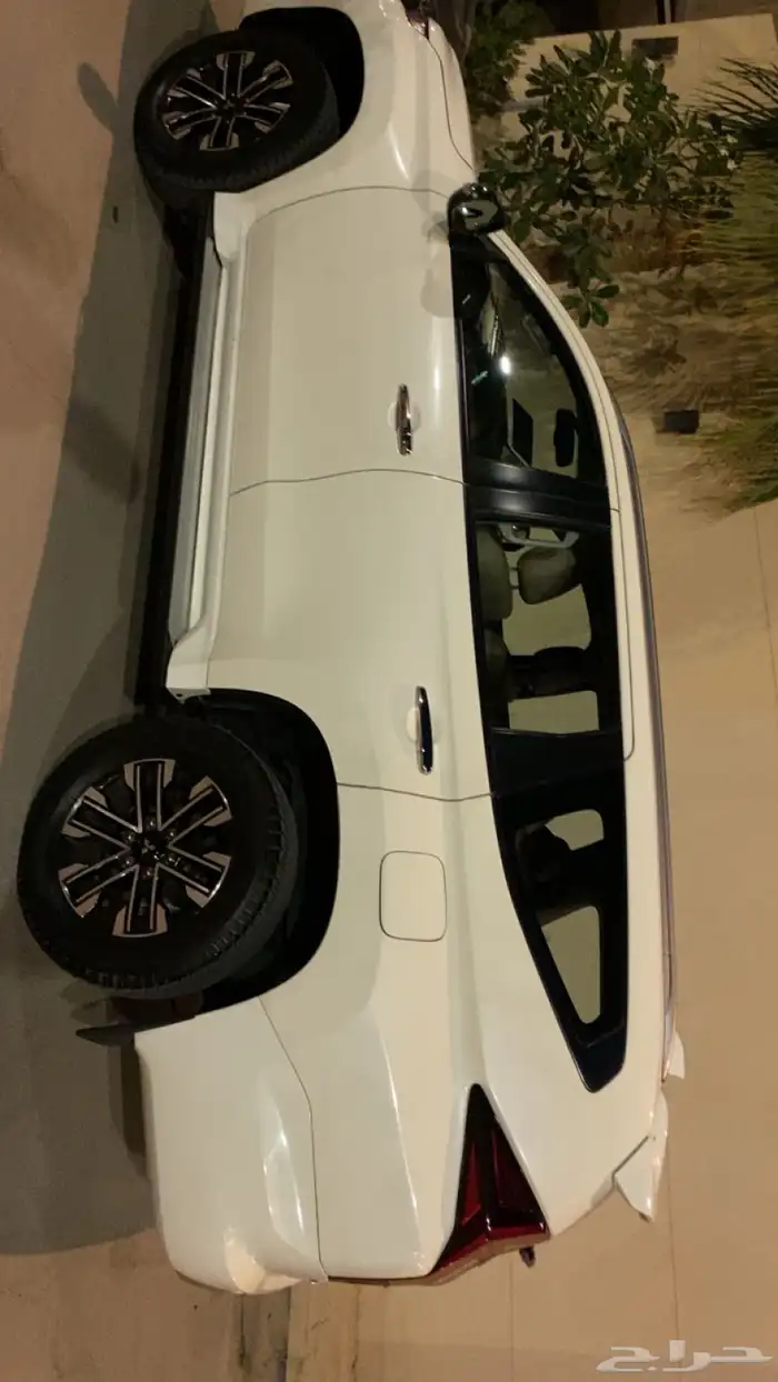 ميتسوبشيي 9