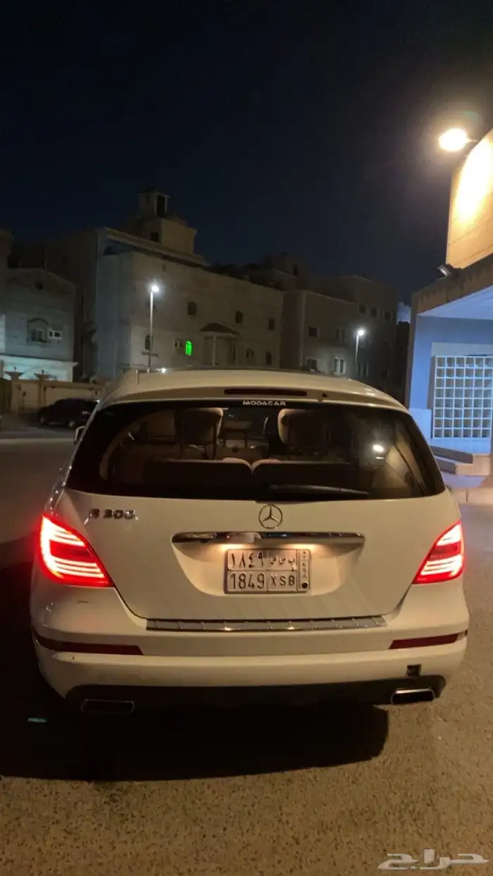 للبيع مرسيدس R300 موديل 2011 مخزن 20