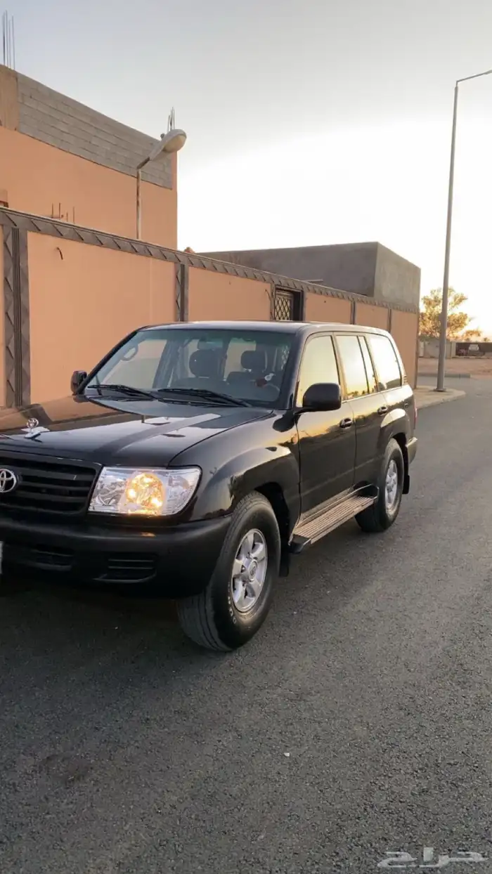 جيب جكسار اسود 2