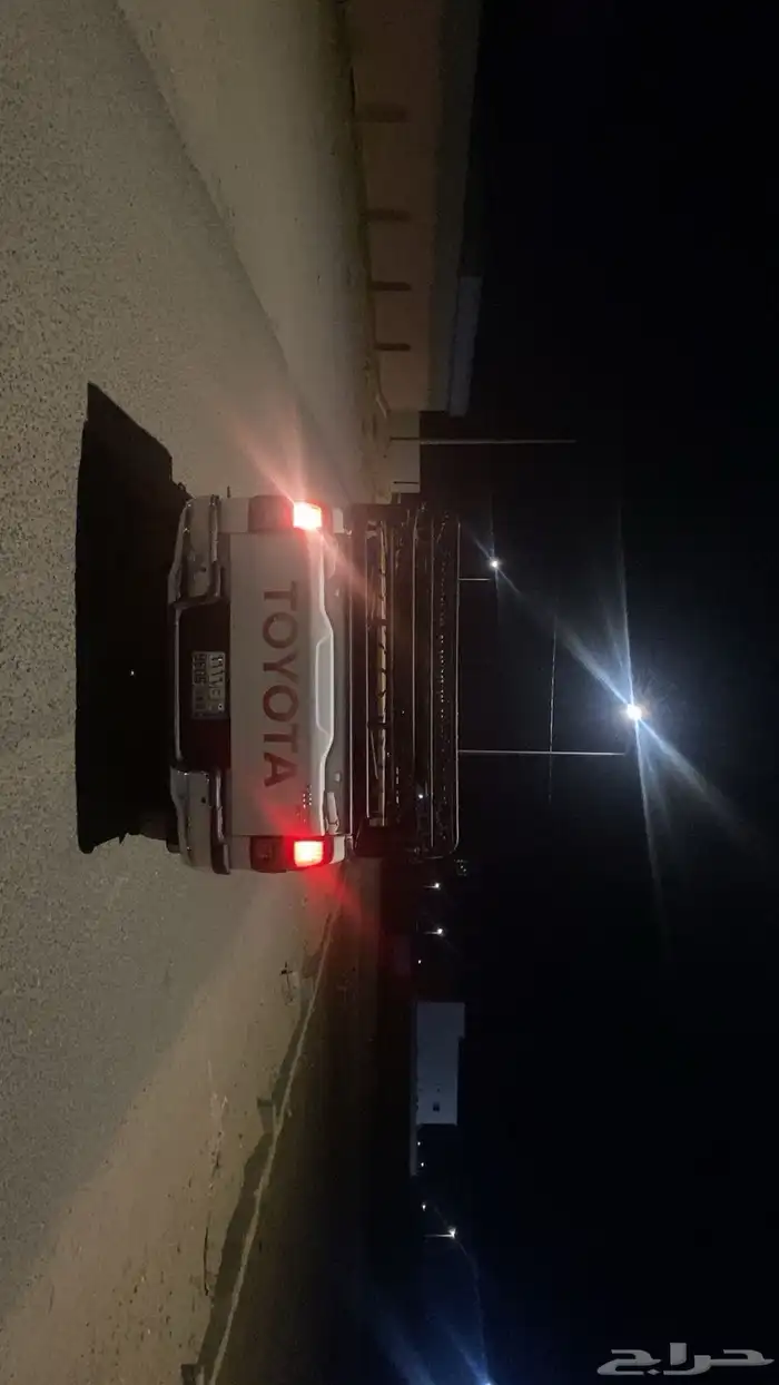 هايلوكس 2016 قير عايدي فل كامل غمار تين الموتر نظيف 19