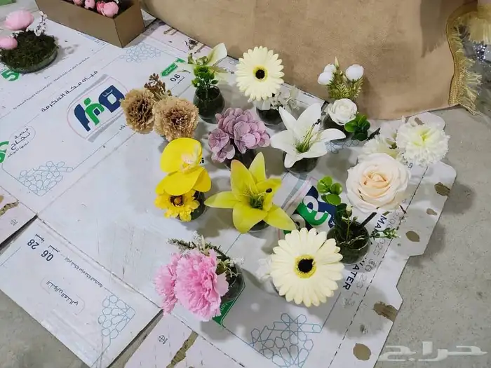 مزهريات ورد جميله تصميم حديث. للبيع 0