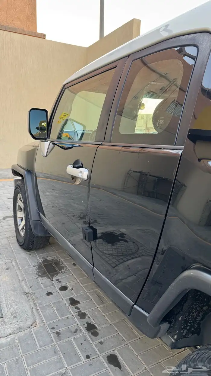 للبيع FJ موديل 2011 قير عادي 4