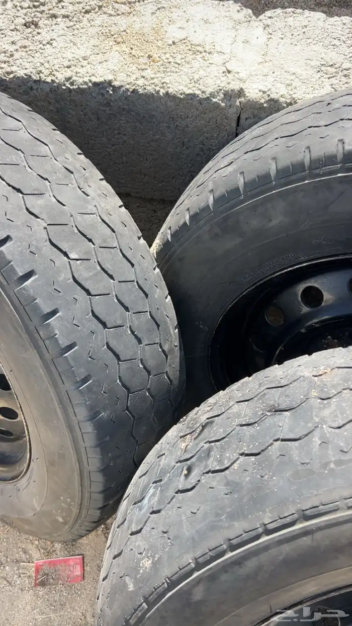 3 كفرات برجستون نضيفه 4جنوط صيني جديد 2