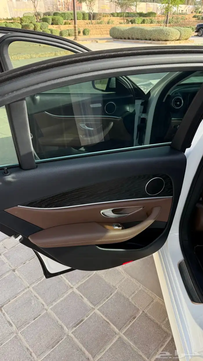 مرسيدس E200 وارد الجفالي 11