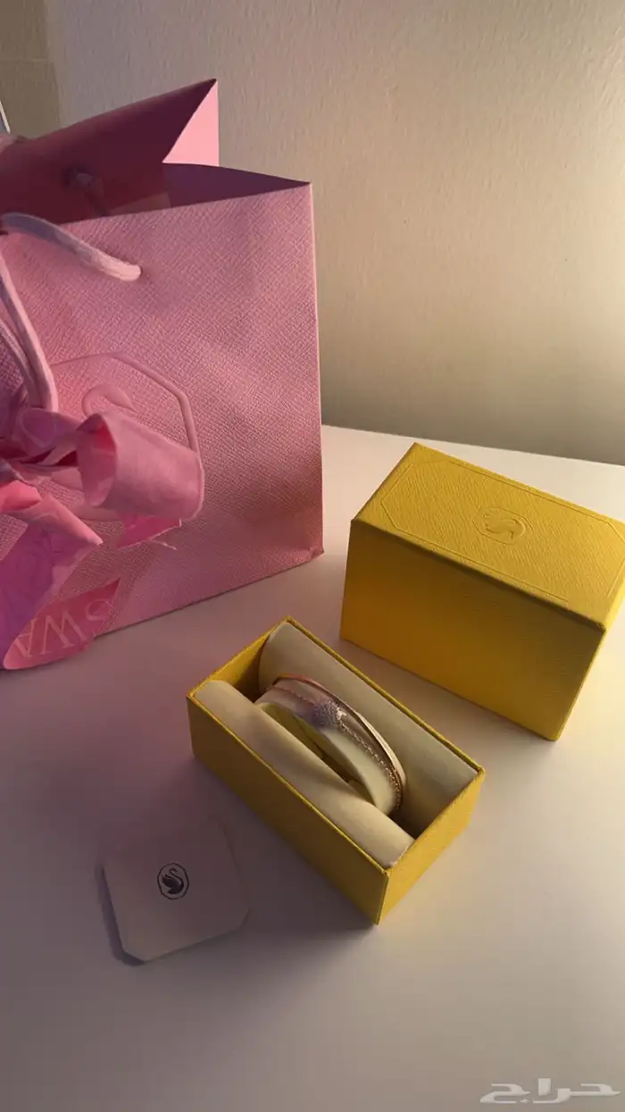 سوارة سورا فسكي و سلسال 0