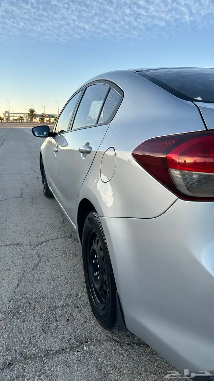 سيراتو 2017 ستاندر ممشي قليل نظيفه جدآ 17