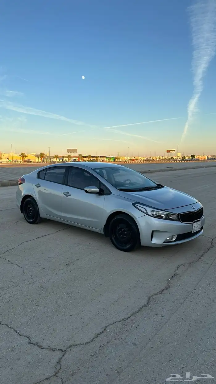 سيراتو 2017 ستاندر ممشي قليل نظيفه جدآ 13