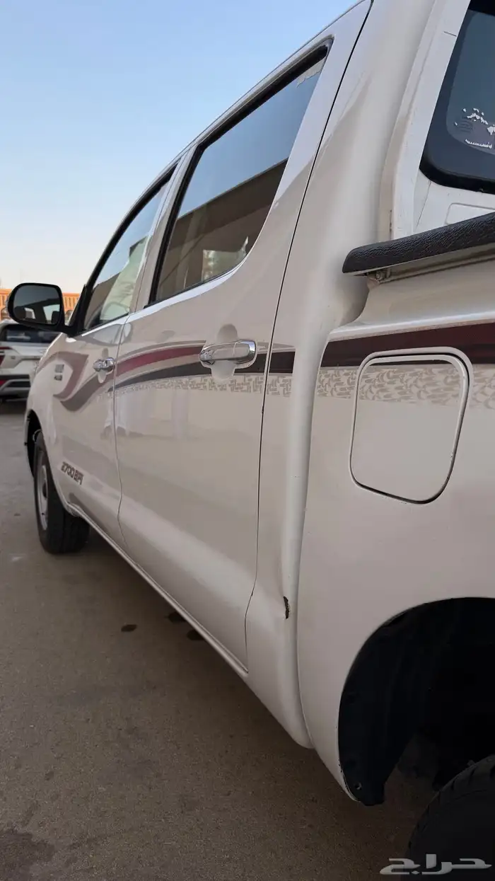 للبيع هايلوكس غمارتين 2014 خليجي 2