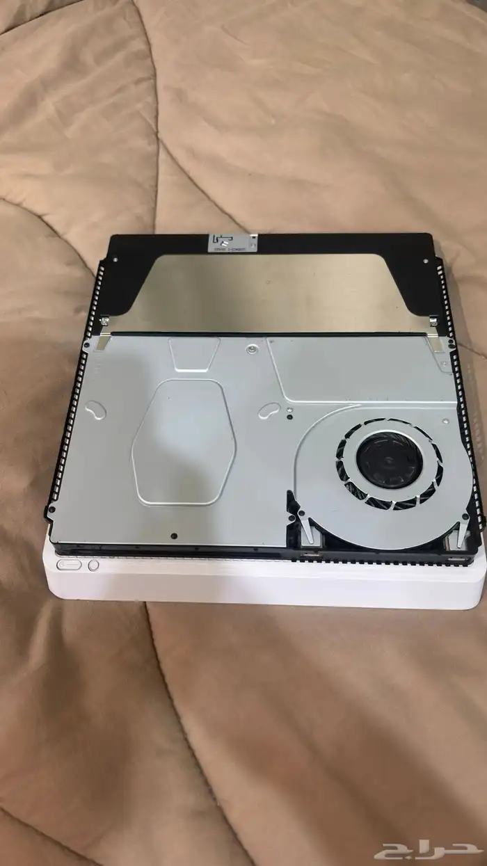 سوني 4 للبيع نضيف ولا مره انفك 1