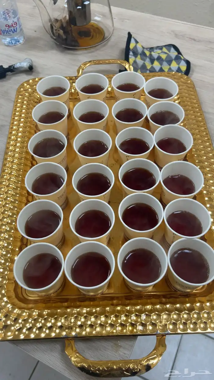 قهوجي وصبابين قهوة قهوه صباب صبابين صب قهوة قهوجين ضيافة 1