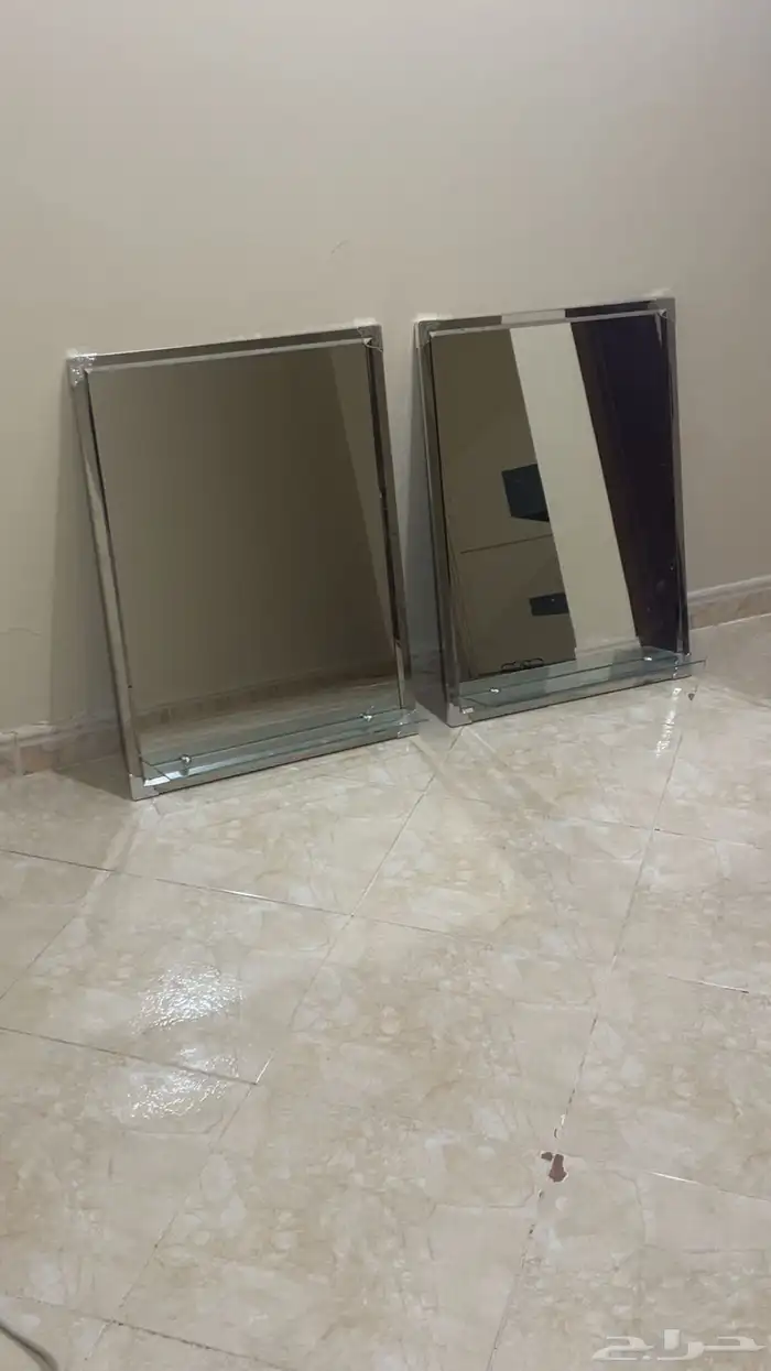 خمس مغاسل وخمس مرايا معهن بزابيز وليات 0