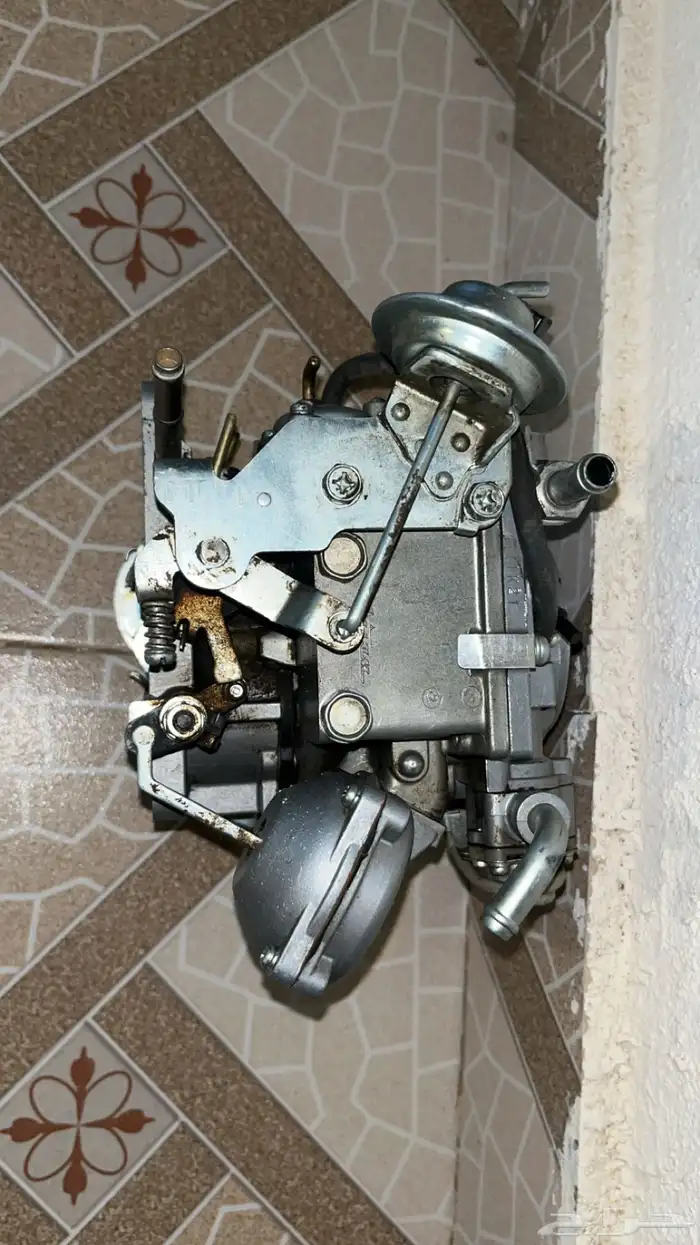 كربريتر جيب لاندكروزر صالون 97 الاصلي وكالة 1