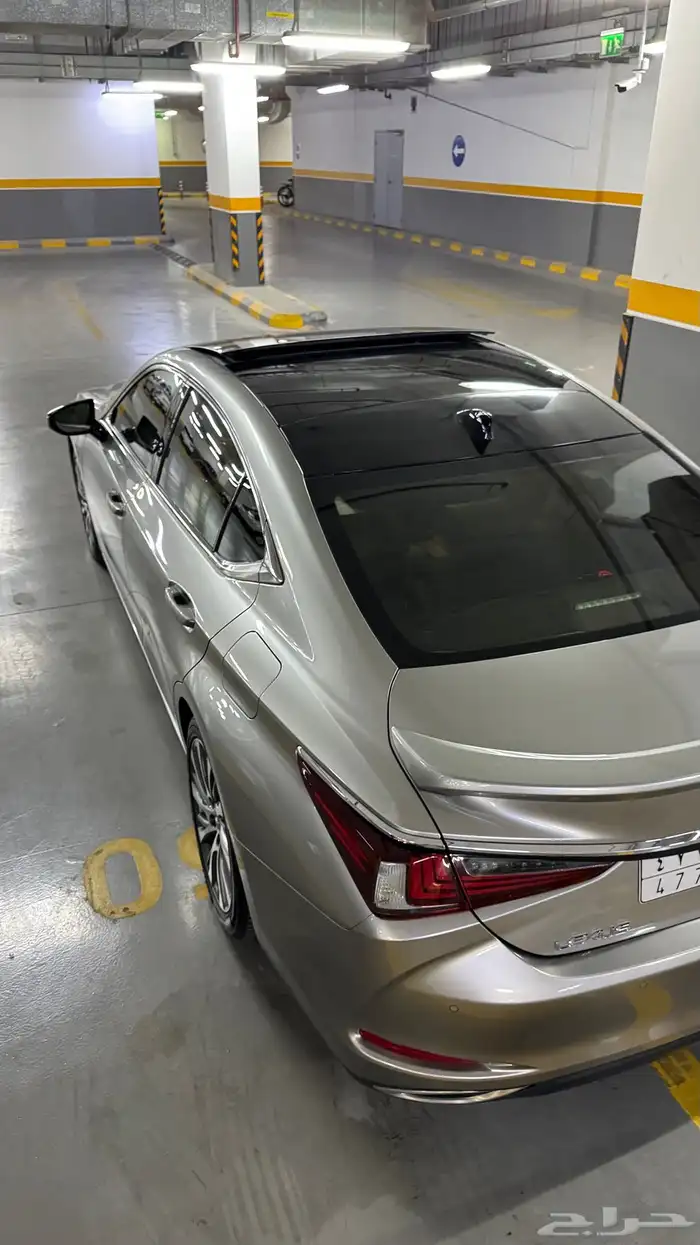 لكزس es350 موديل 2020 فئه cc قمه في النظافه 6
