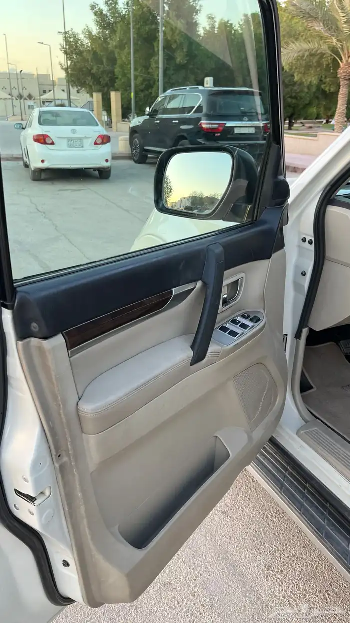 باجيرو 2010 مكينة 3500 26