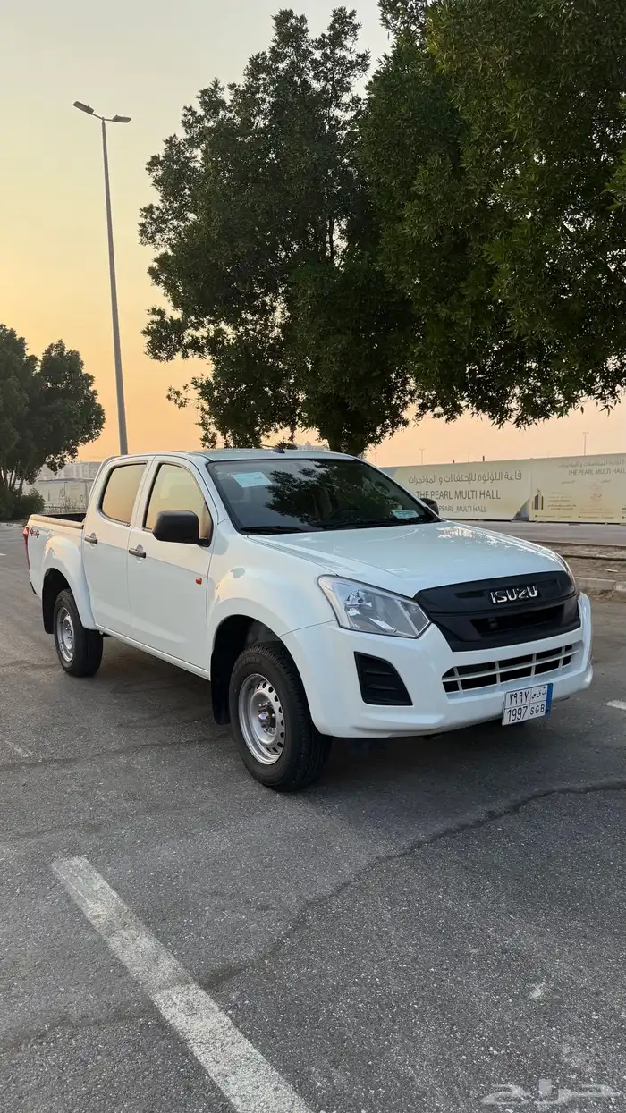 للبيع ايسوزو ديماكس 2025 دبل - عداد 8 الاف 9