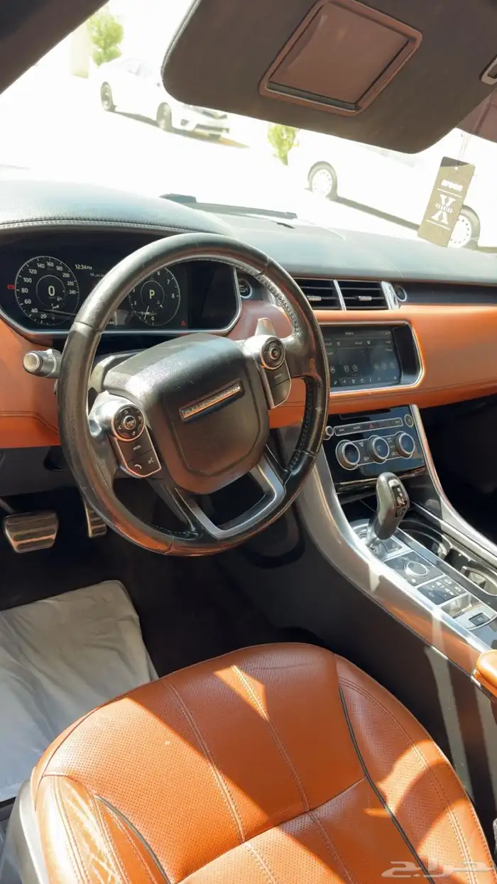 رنج روفر سبورت بلاك ايديشن 10