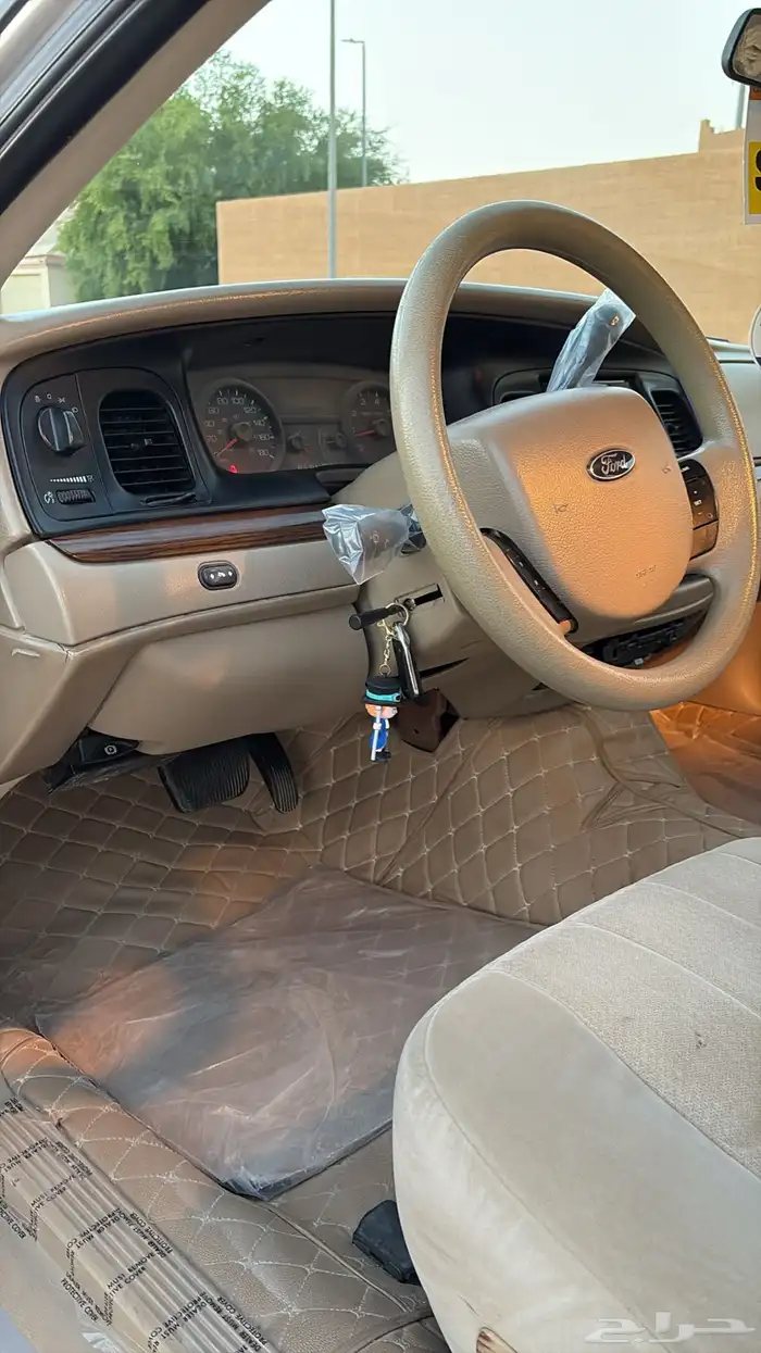 فورد فكتوريا 6