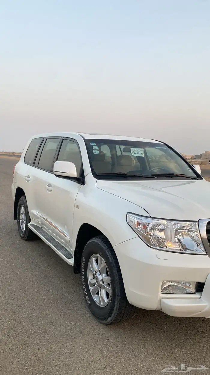 جيب لاندكروزر 2011((مخزن )) 14