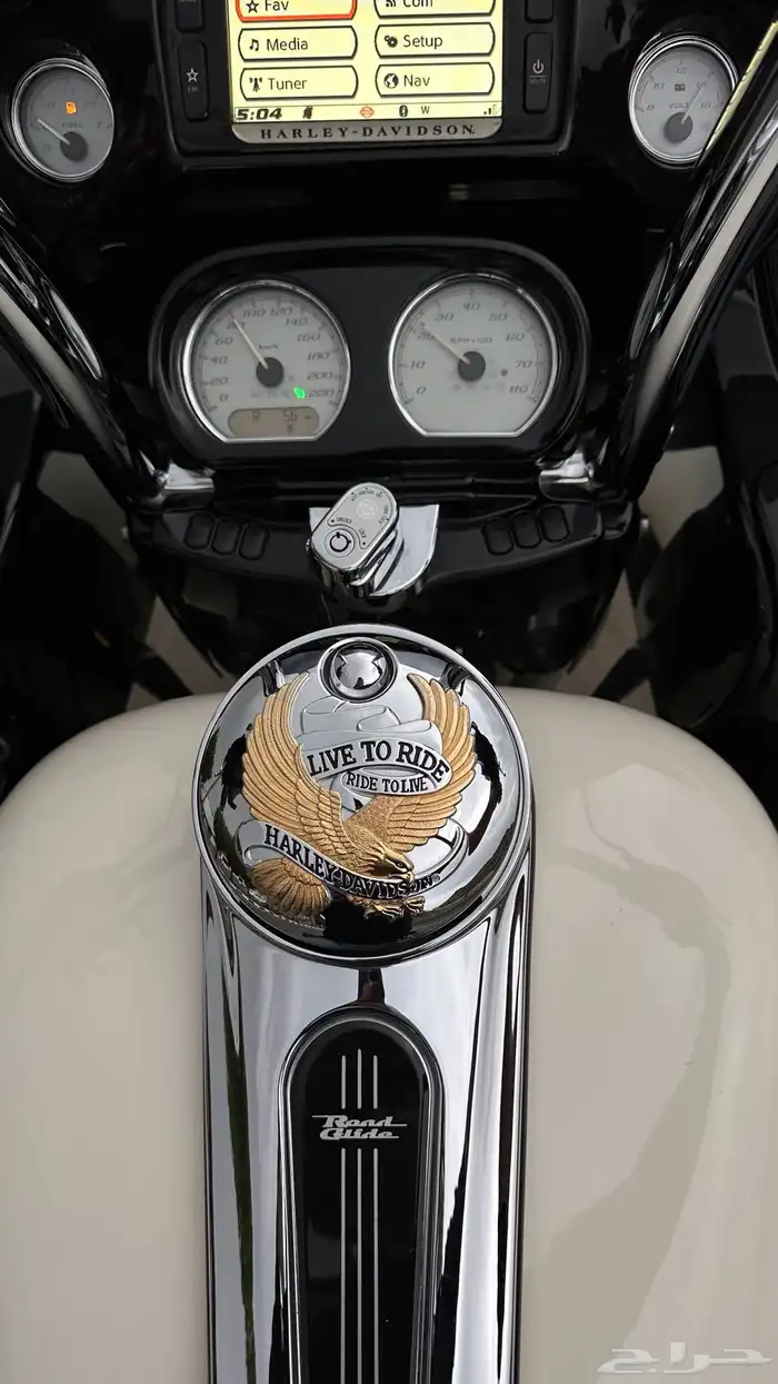 هارلي دافيدسون رود قلايد 2015 1