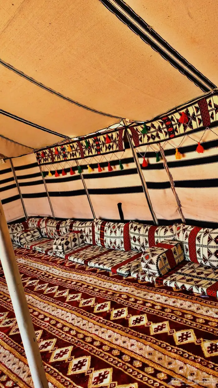 بيت شعر بكامل ملحقاته 2