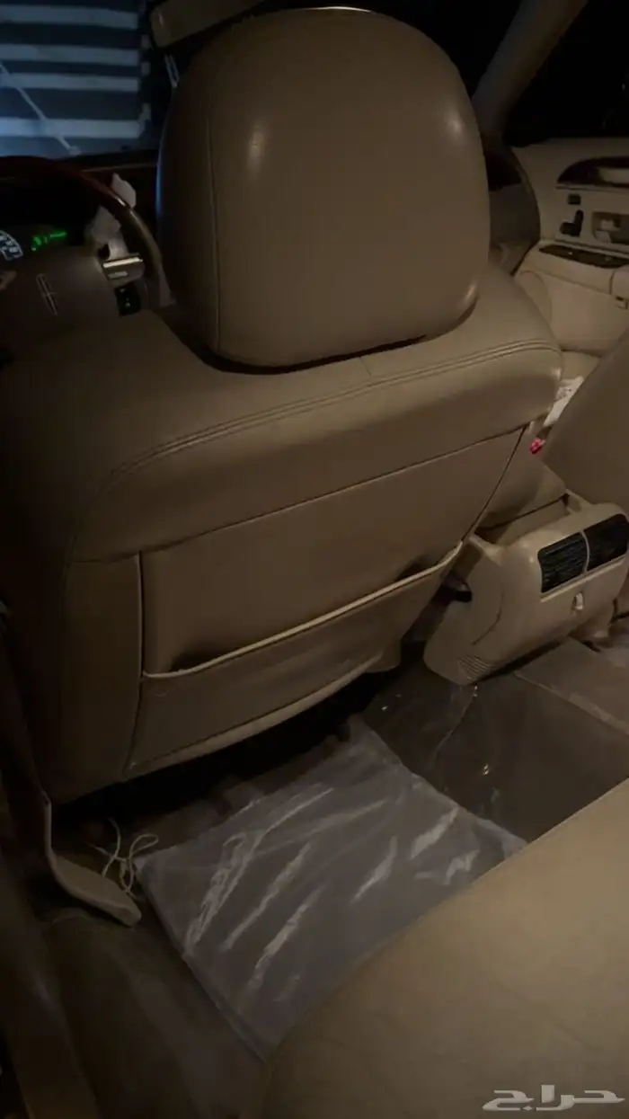 لينكون تاون كار 2005 11