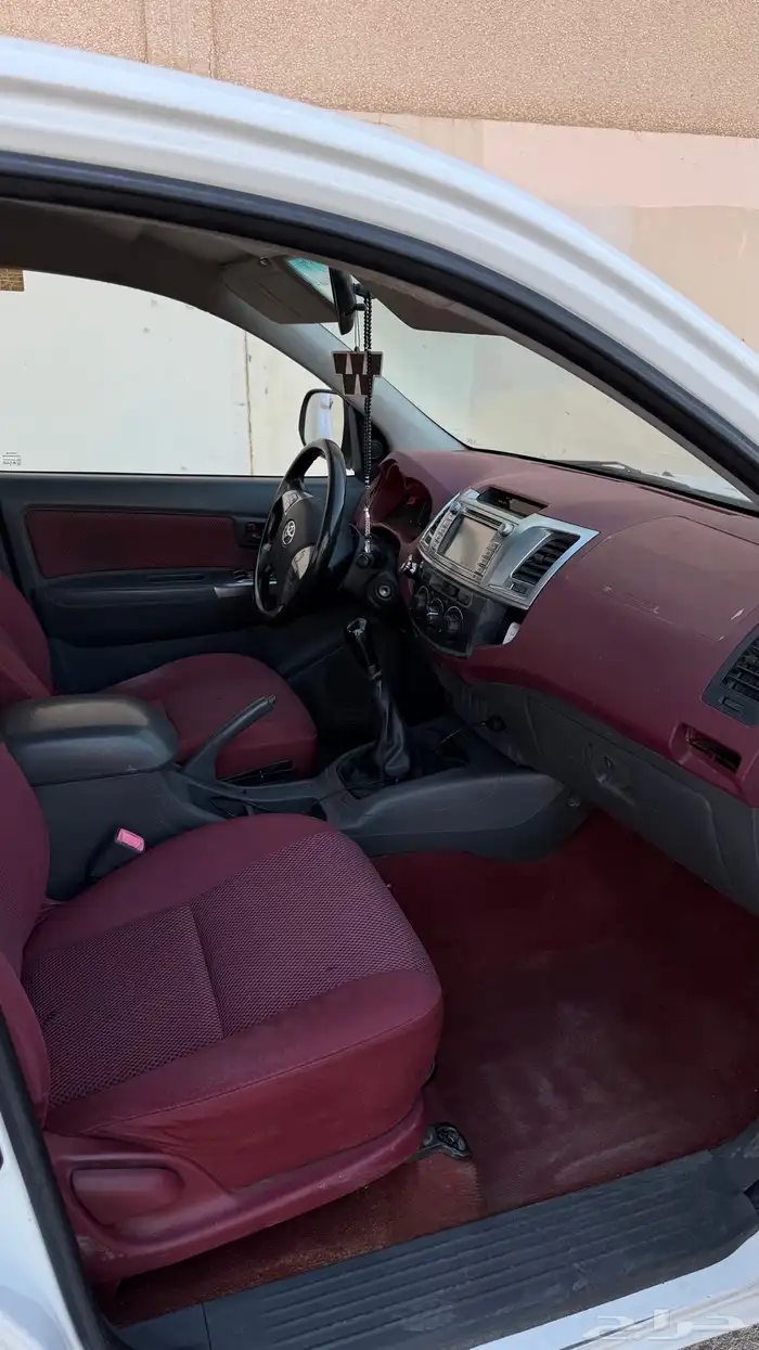 للبيع هايلوكس غمارتين 2014 خليجي 12