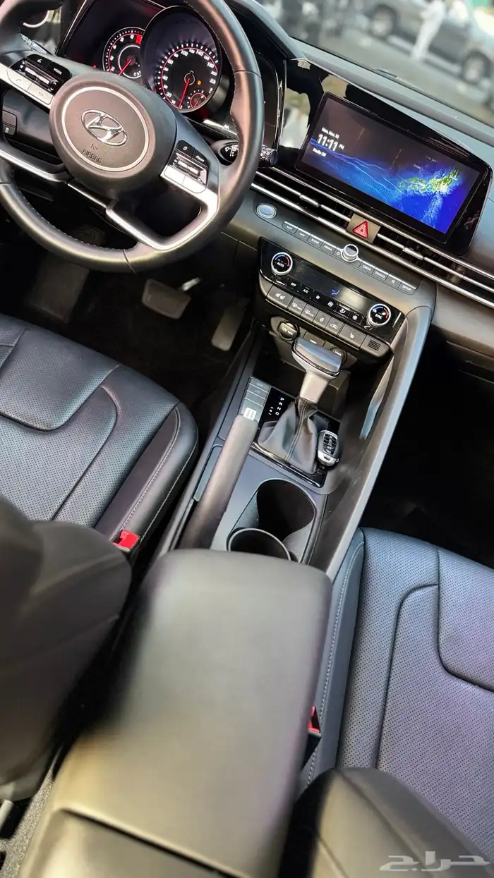 هيونداي افانتي 2021 12