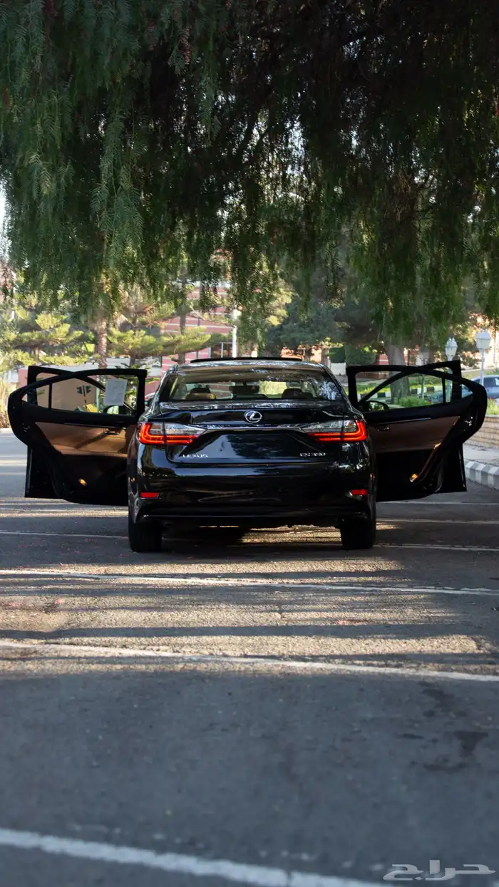 لكزس es 350 موديل 2018 في قمة النظافة ماشاءالله نادره 5