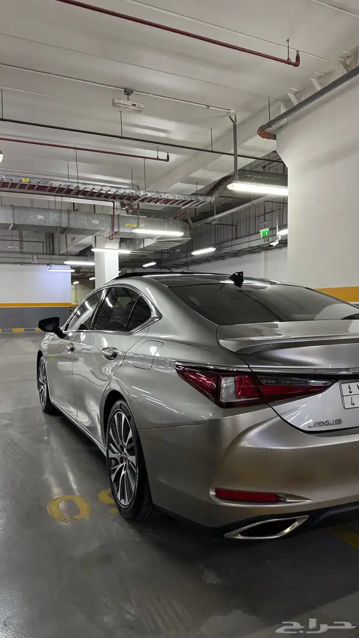 لكزس es350 موديل 2020 فئه cc قمه في النظافه 5