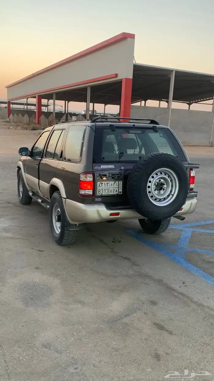 نيسان باثفندر 2001 قير عادي ممشى ((570)) الف 3