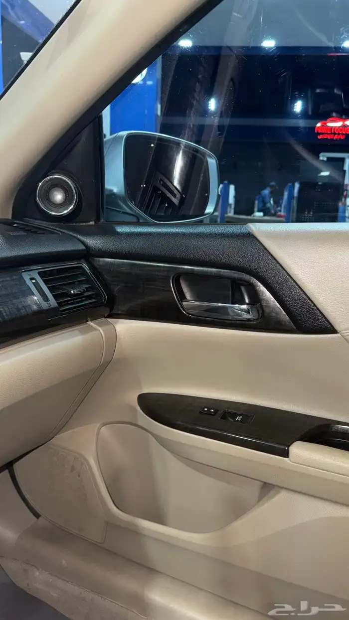 هوندا اكورد 2016 فل كامل اعلى فئة 4 سلندر 11
