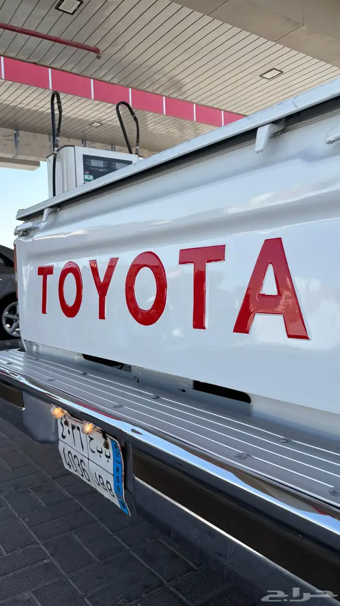 هايلكس للبيع 1