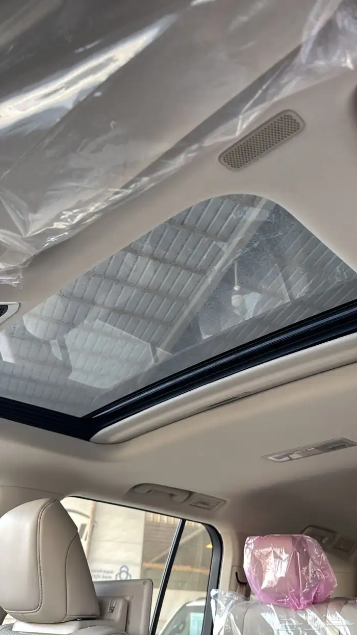 تويوتا لاندكروزر GXR4 بنزين 2025 13