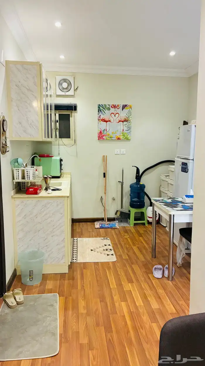 للايجار شقة مفروشه غرفتين وصالة حي الواحه ايجار سنوي 1