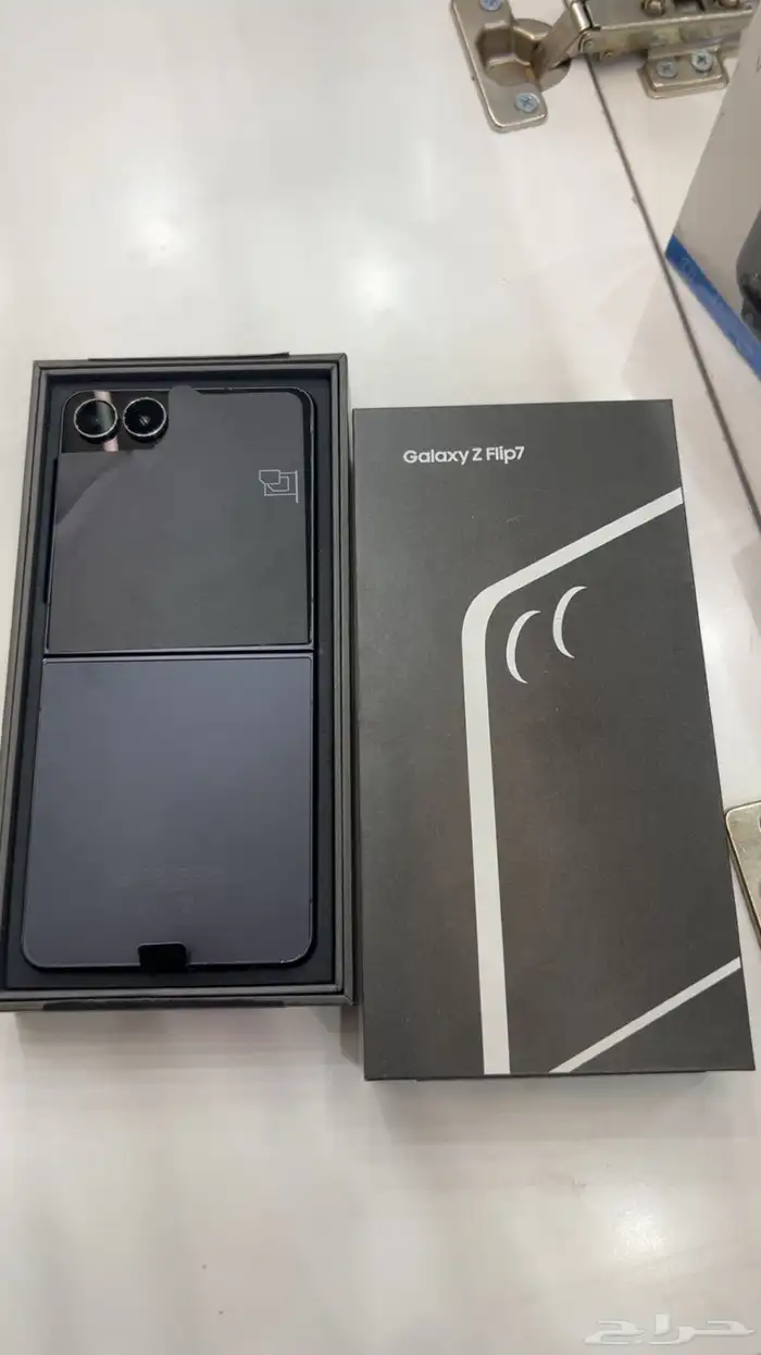 سامسونج جلكسي زد فلب 7 galaxy Zflip 2