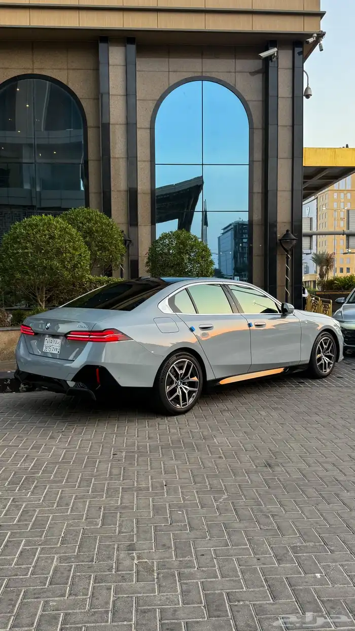 bmw 520i 2024 m-kit 7