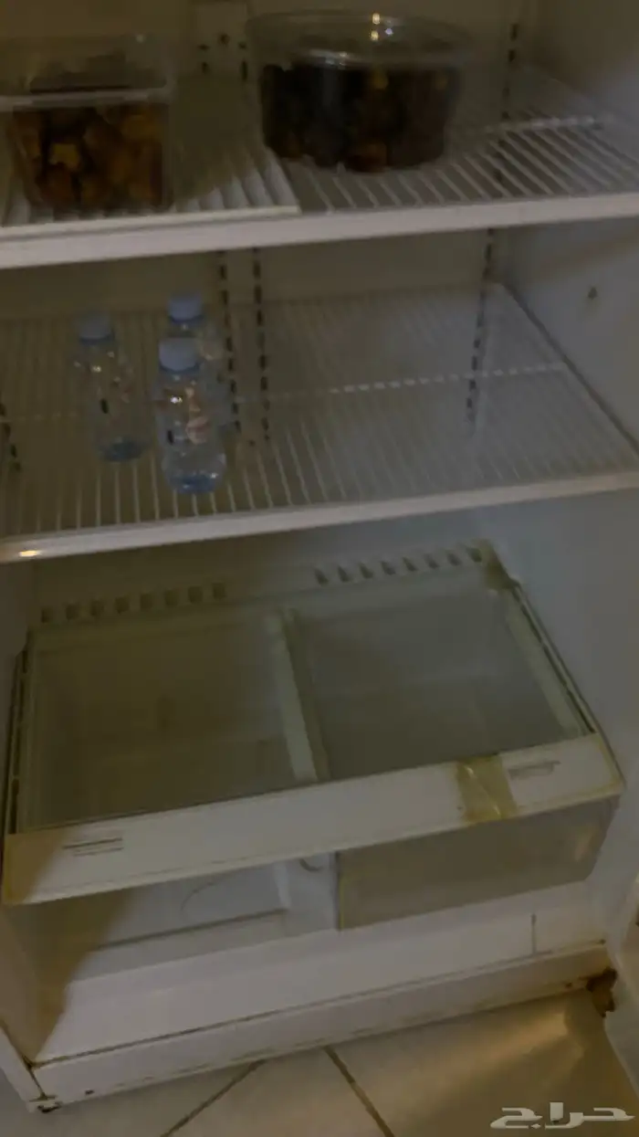 ثلاجه تحتاج صيانات بسيطه صوته مزعج 5