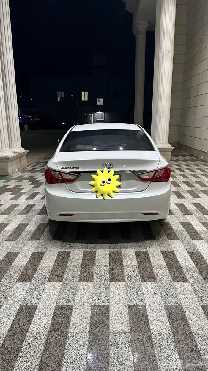 سوناتا 2013 نظيفه للبيع او للبدل المناسب 2