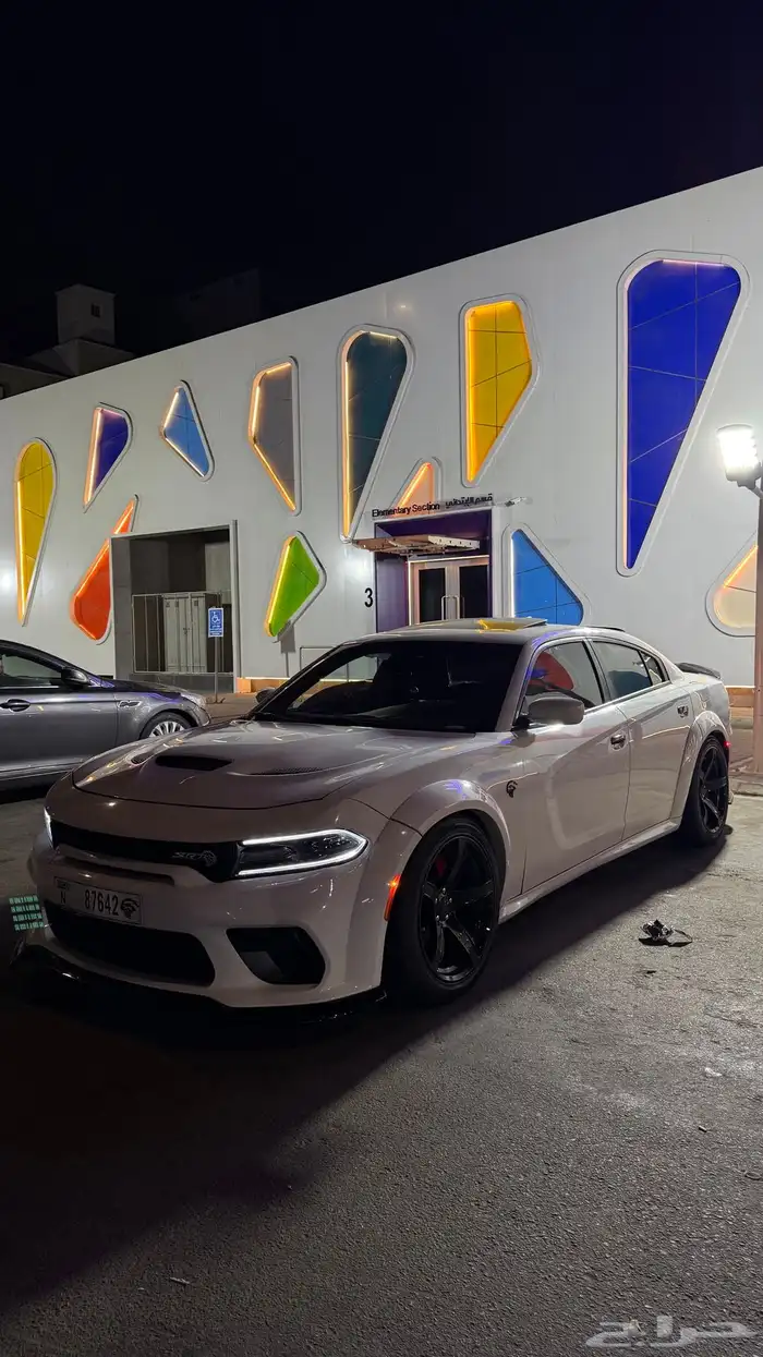 كت وايد بدي دوج تشارجر للبيع 2