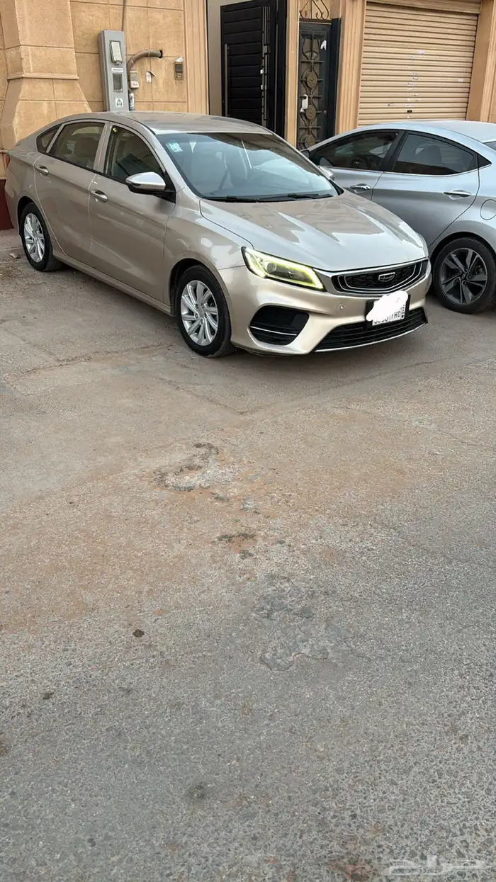 جيلي امجراند 2020 ذهبي 0