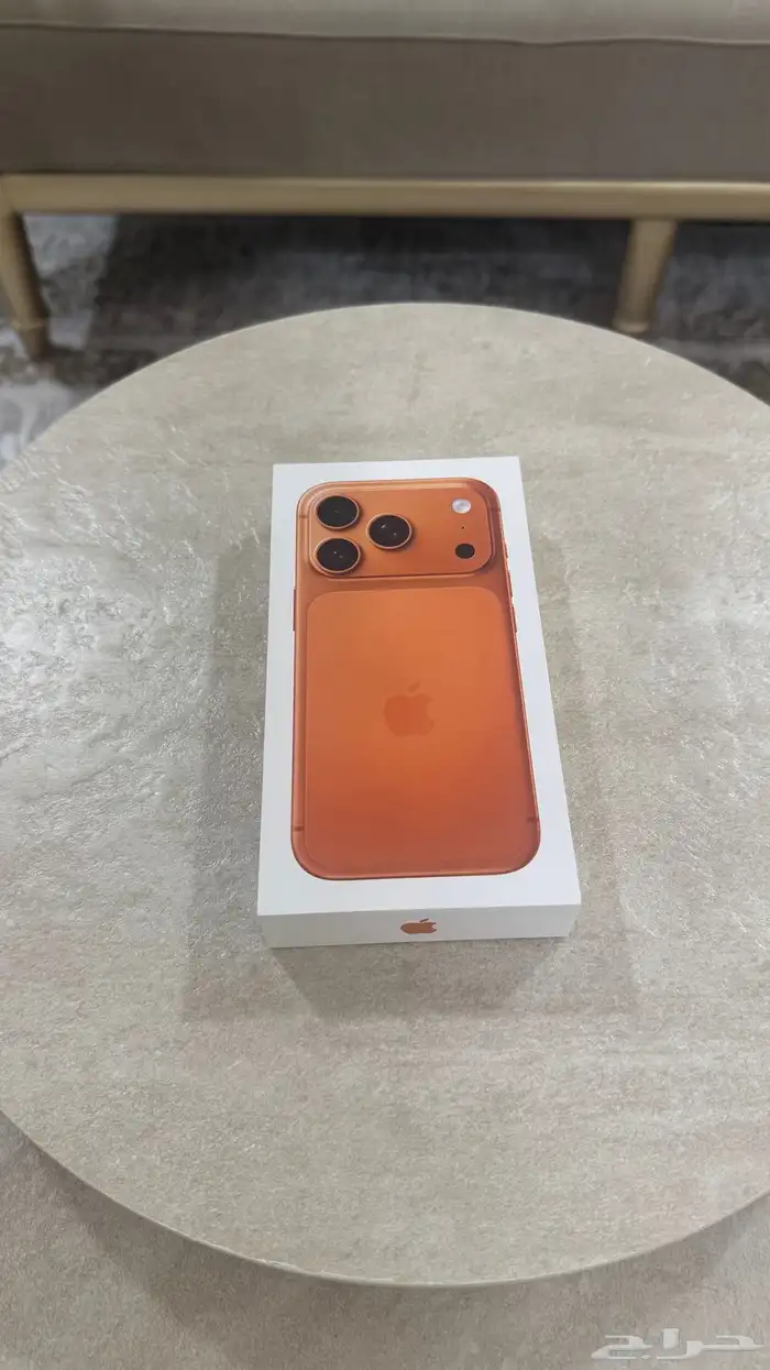 آيفون برو 17 256قيقا لم يفتح من الكرتون الوكيلstc بسعر مغري 0